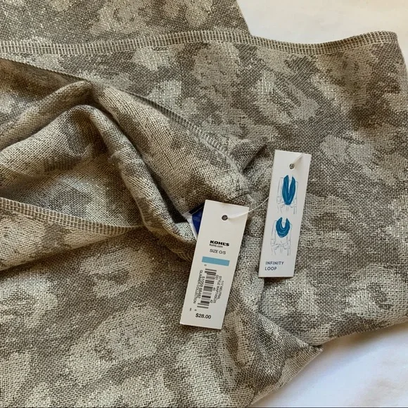 Apt.9 Infinity Scarf Wrap Glimmer Neutral NWT - Picture 7 of 7